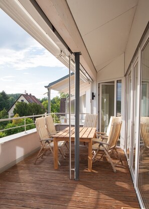 屋外ダイニングエリア