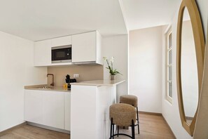 Fridge, microwave, oven, stovetop - Cozy flat -1BDR/4P- Saint-Tropez (Saint-Tropez)