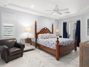 3 bedrooms, desk, iron/ironing board, free WiFi