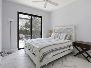 3 bedrooms, desk, iron/ironing board, free WiFi