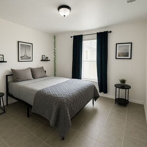 2 bedrooms, desk, free WiFi, bed sheets