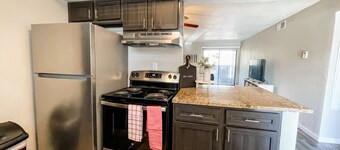 Perfect for Group! 2BR, 2BA with Pool!