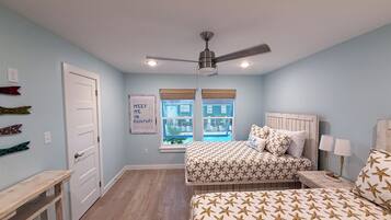 2 bedrooms, travel crib, free WiFi, bed sheets