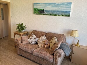 Apartment 3 - Double bed | Living area