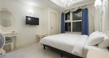 Cozy Seoul Sophistication apartment