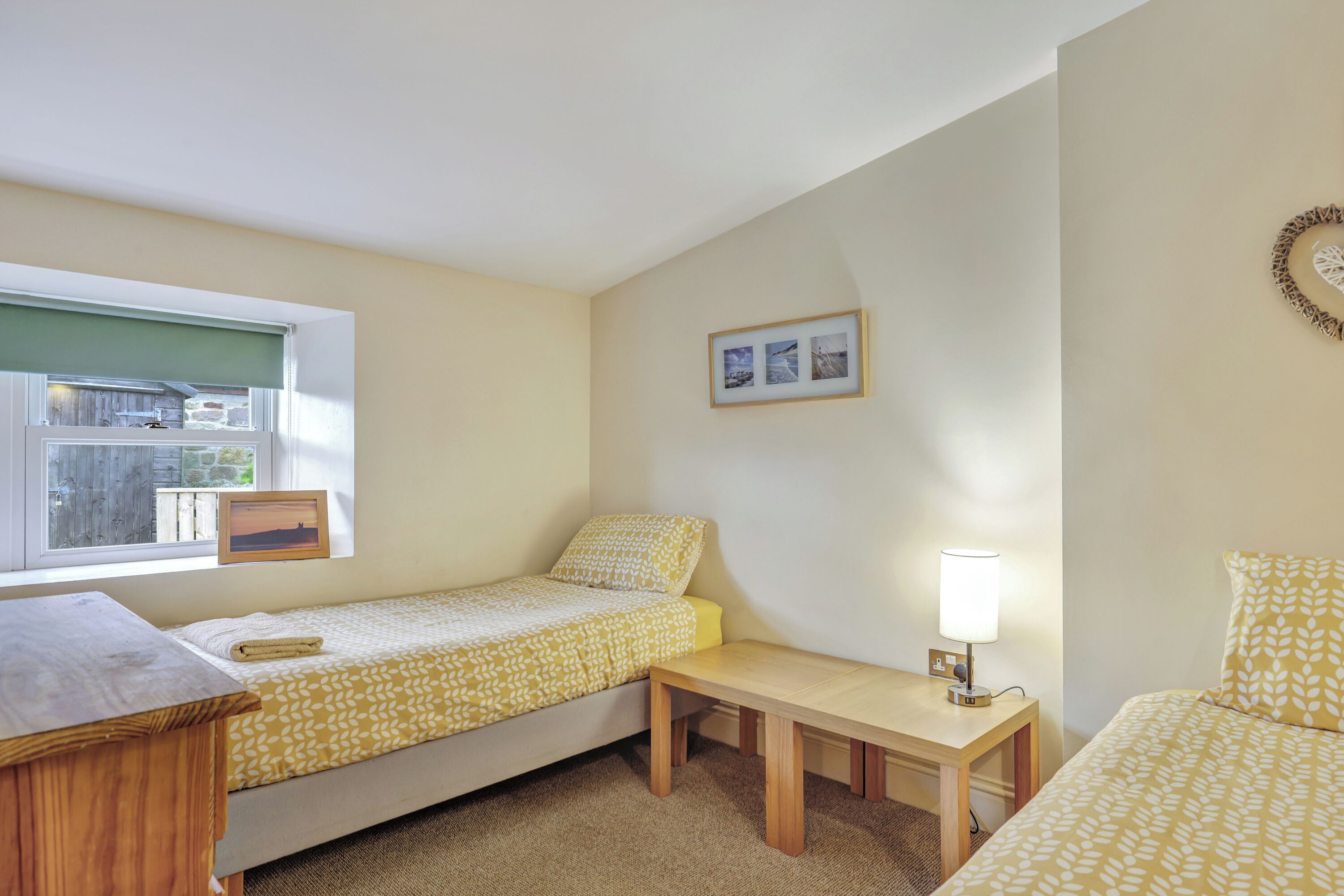 2 bedrooms, iron/ironing board, travel cot, free WiFi