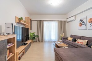 Smart TV - Residence City Retreat (Rodos)