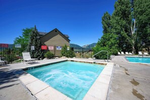 Unclassified image, 2 of 50, button