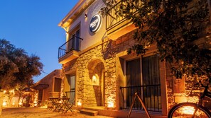 Front of property - Moon Alaçatı adults only (Cesme)