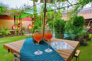 Petit déjeuner buffet servi tous les jours en supplément