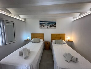 3 Schlafzimmer, Bügeleisen/Bügelbrett, WLAN, Bettwäsche
