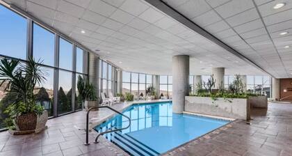 2 bed/2 bath Condo w/ Amenities!