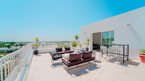 Villa | 3 bedrooms - Maison d Architecte Avec Piscine et Rooftop (Sidi Bou Said)
