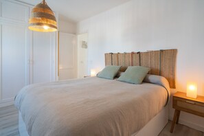 In-room safe, iron/ironing board, free WiFi, bed sheets