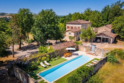Bastide de Cordes sur Ciel - Heated pool - Park