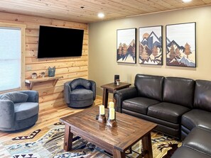 Smart TV - Luxury Waterfront Townhome O3 - 4th Lake Inlet, NY (Inlet)