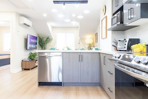 Microwave, oven, stovetop, dishwasher