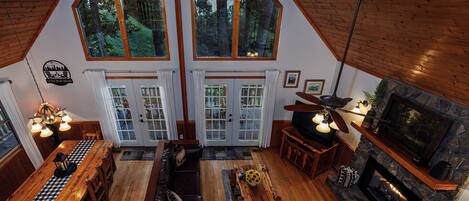 TV, fireplace, DVD player