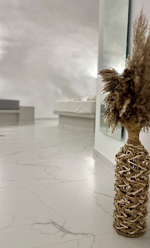 Appartement exécutif | Coffre-fort, système d’insonorisation, fer et planche à repasser