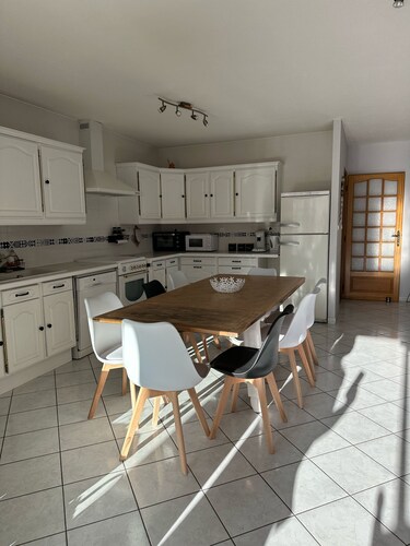 Furnished air-conditioned house 130 M2 on fenced 400m2- Le Grau-du-Roi