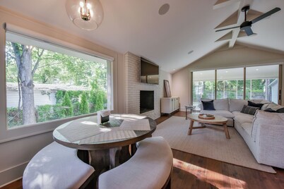 Tuscaloosa Charmer - Walk to Bryant Denny Stadium, The Strip, & Downtown!