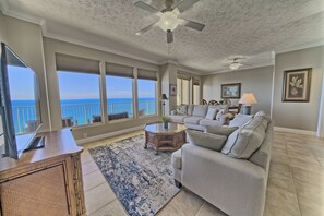 TV - **Gulf Crest 17th Floor Haven- W/ Beach Service* (Panama City Beach)