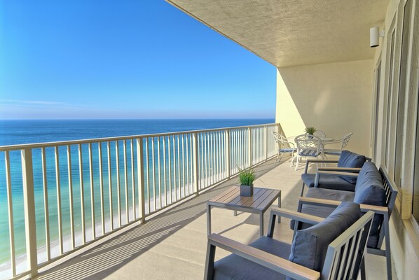 Property grounds - **Gulf Crest 17th Floor Haven- W/ Beach Service* (Panama City Beach)