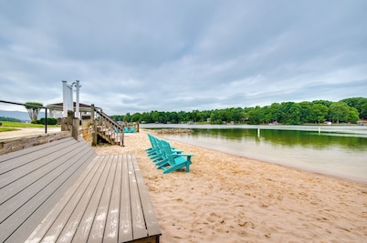 Community Pools & Beach: Smith Mountain Lake Condo