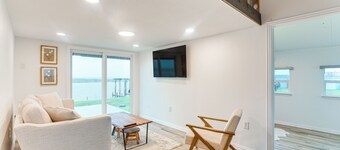 Seabreeze Retreat: Waterfront Home Near Sargent