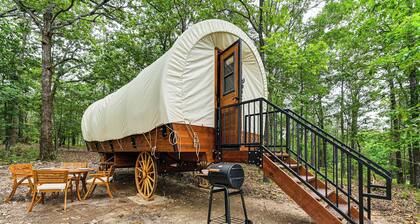 Covered Wagon Vacation Rental in Broken Bow!