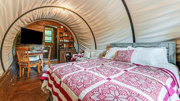 Apartment (0 Bedroom) | Interior