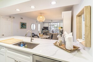 Apartment (2 Bedrooms) | Interior - Pool & Beach Access: Vero Beach Condo! (Vero Beach)