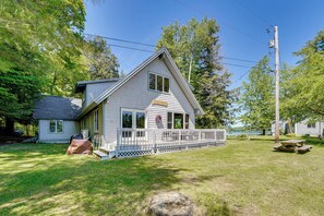 Interior - Dock + Kayaks: Annabessacook Lake Retreat! (Winthrop)