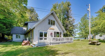Annabessacook Lake Retreat w/ Deck: Pets Welcome!