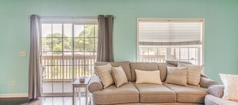 1 Mi to Beach: Family Condo in North Myrtle Beach!