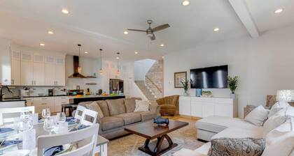 Steps to Buckeye Lake: Family-friendly Home