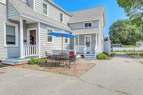Walk to Pier & Ocean: Apt in Old Orchard Beach!