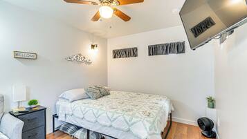 Apartment (0 Bedroom) | Bahagian dalam