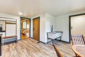 Casa (2 Bedrooms) | Interior