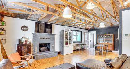 1 Mi to Town: Woodland Park Home w/ Yard!