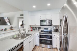 Apartment (1 Bedroom) | Interior