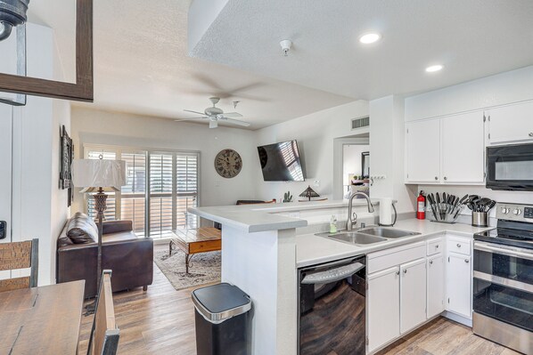 Apartment (1 Bedroom) | Interior