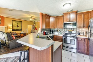 House (4 Bedrooms) | Interior