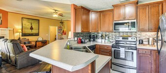 2 Mi to Beach & Boating: Family Home in Lynn Haven