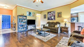 House (4 Bedrooms) | Interior