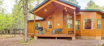 Unwind Fireside! Home 30 Mi to Sunrise Ski Resort