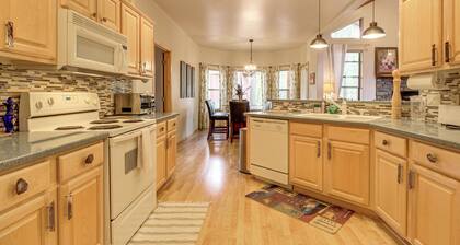 Hike, Golf & Explore: Peaceful Pinetop Getaway