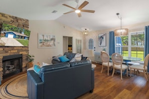 House (2 Bedrooms) | Interior