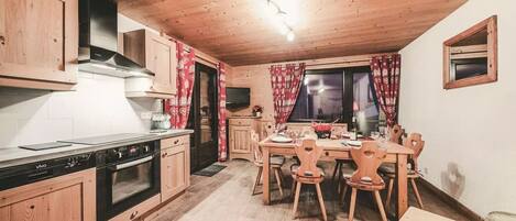 Fridge, microwave, dishwasher, coffee/tea maker