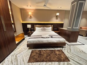 Deluxe Double Room, City View